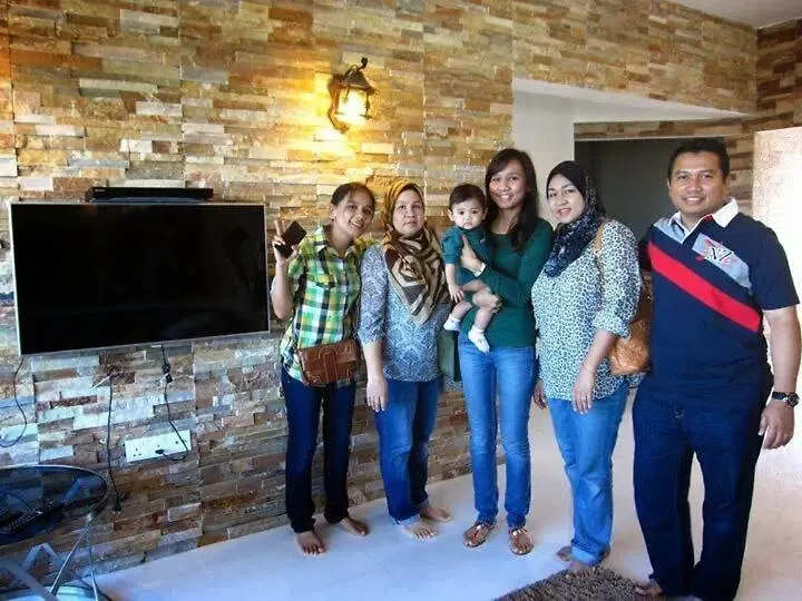Apartment Agoda C View @ Sri Sayang Beach Resort Batu Ferringhi
