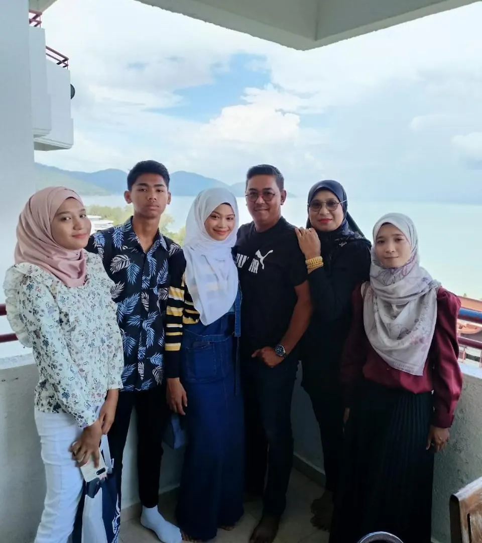 Apartment Agoda C View @ Sri Sayang Beach Resort Batu Ferringhi